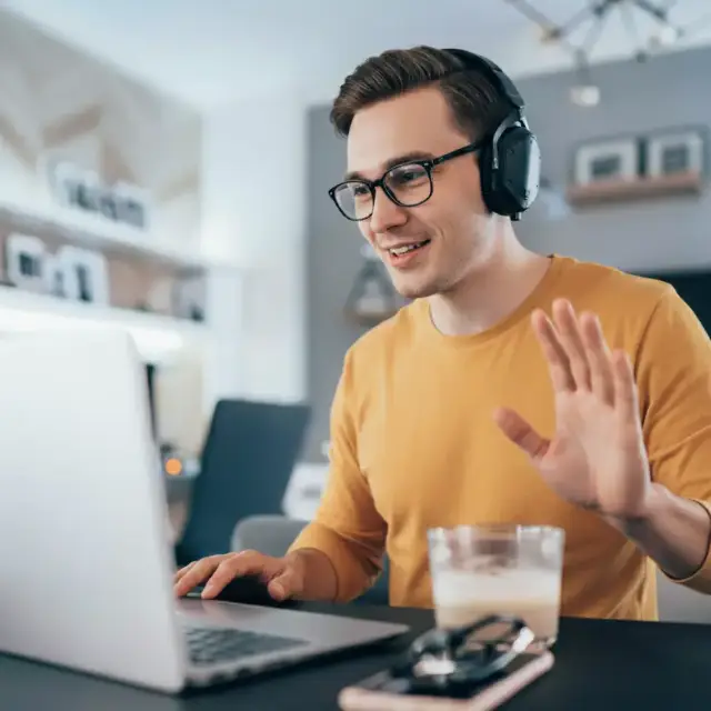 Knowledge Provider - Knowledge Providers will be consultants to get ideas and discuss plans.